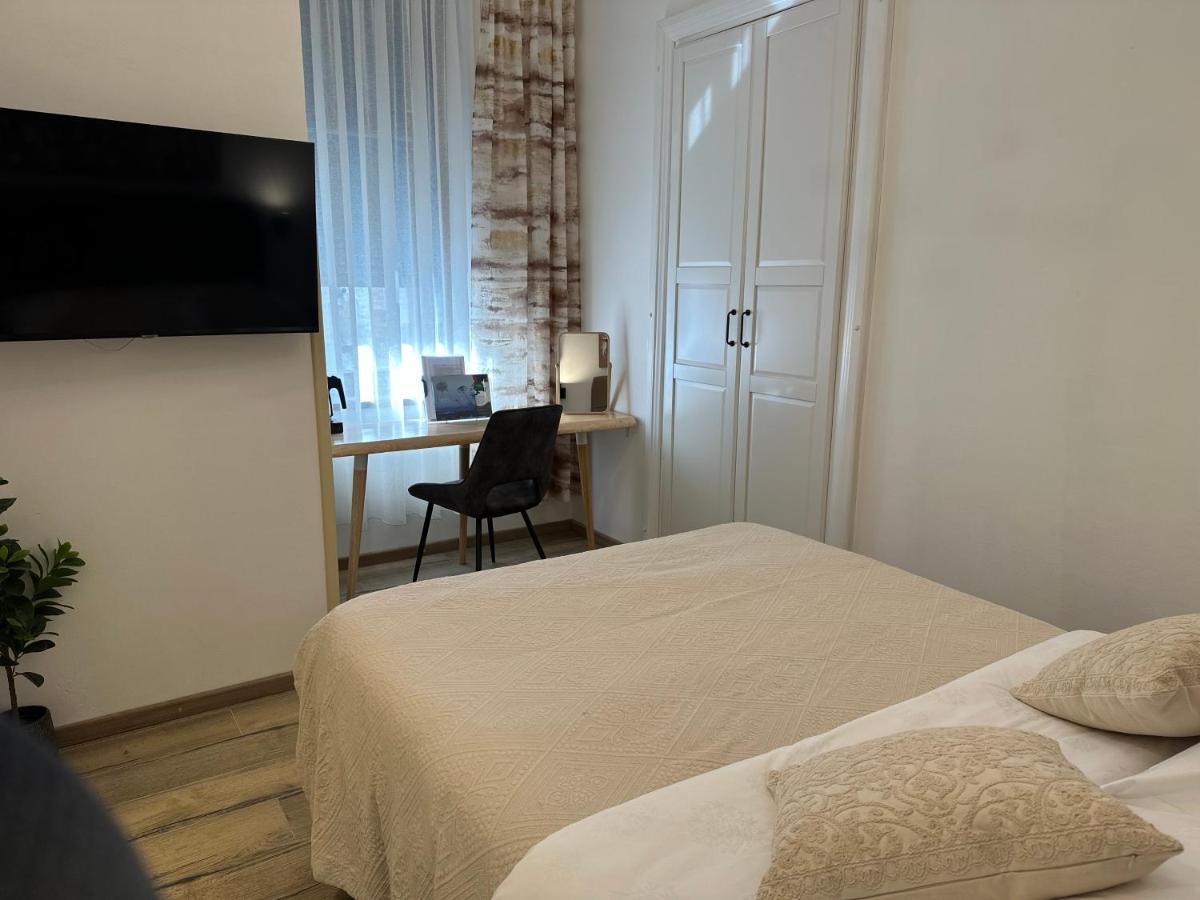 Luxury City Rooms 奥古林 外观 照片